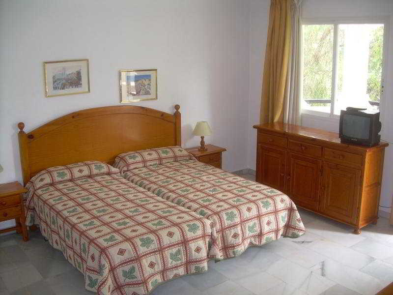 Apartamentos Jardines Del Gamonal Málaga Eksteriør billede