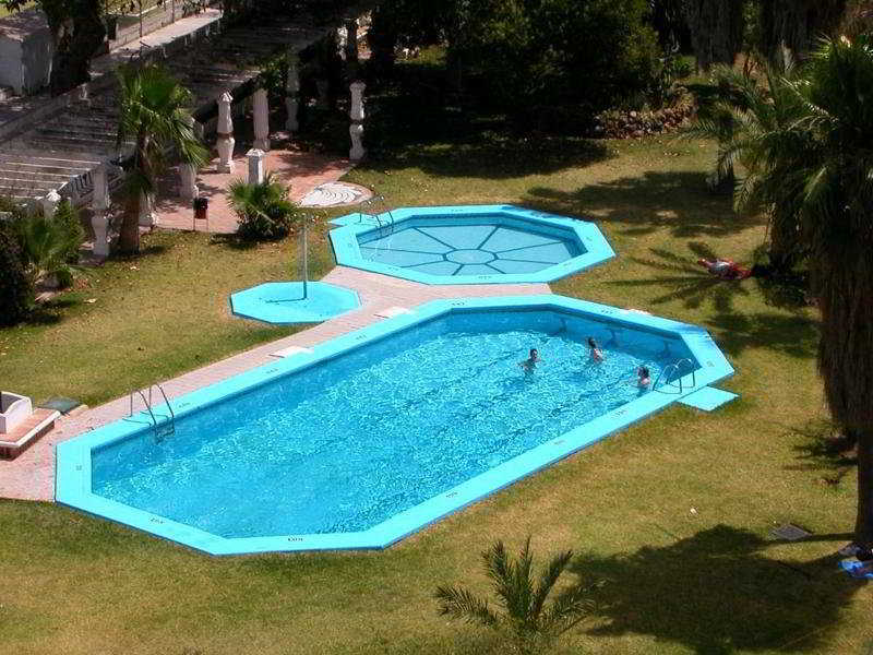 Apartamentos Jardines Del Gamonal Málaga Eksteriør billede