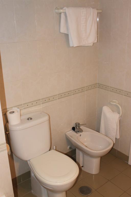 Apartamentos Jardines Del Gamonal Málaga Værelse billede